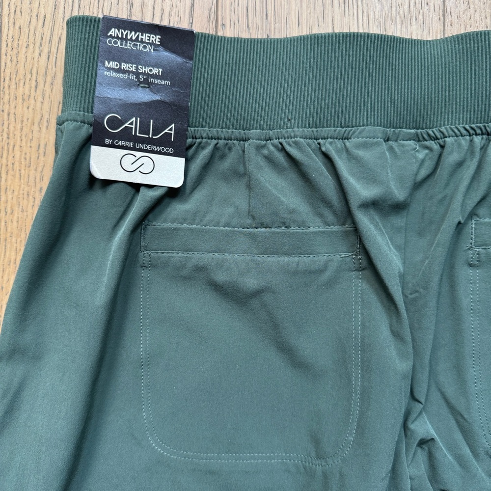 CALLA Anywhere Green Shorts NWT - Size S - Picture 6 of 6